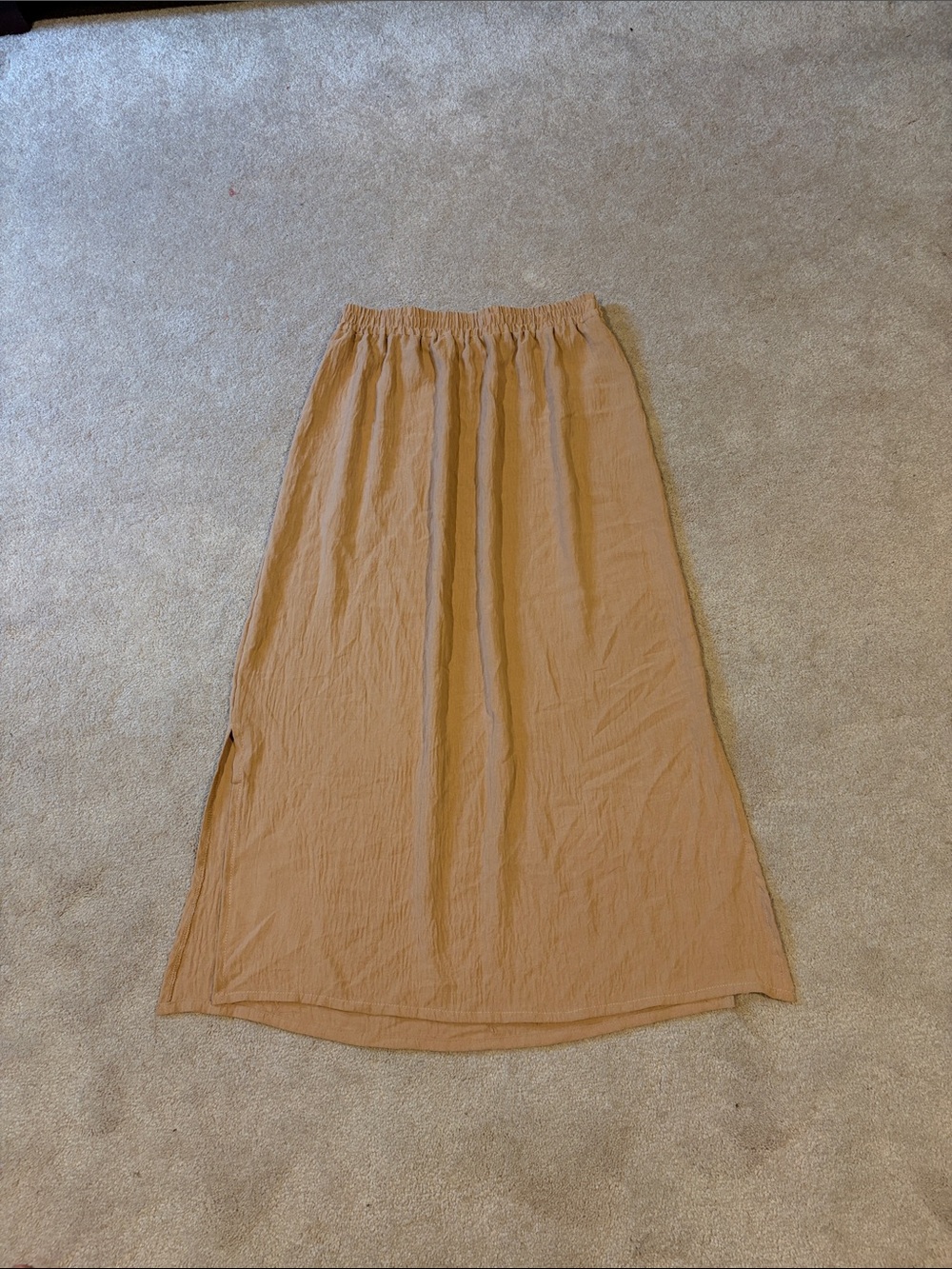 Tan elastic-waist maxi skirt
